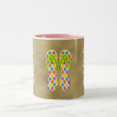 双安定回路のシェブロンのマグ ツートーンマグカップ (中央)