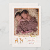 双生児によっては写真の誕生の発表がじゃれつきます 招待状 (正面/裏面)