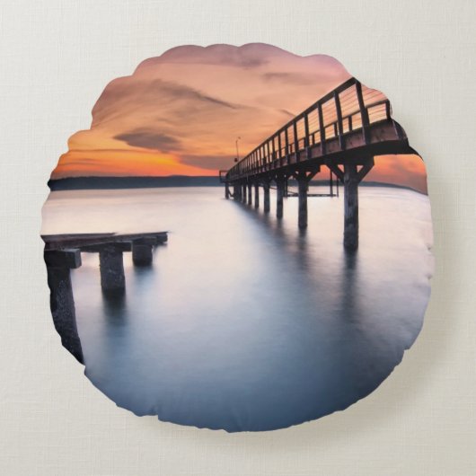 双生児のつば ラウンドクッション (正面)