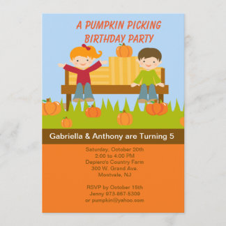 双生児のカボチャ盗品の誕生日のパーティの招待状 招待状