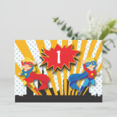 双生児のスーパーヒーローの誕生日|のブロンドの女性 招待状 (スタンド正面)