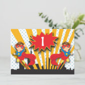 双生児のスーパーヒーローの誕生日|ブラウンの毛の女の子 招待状 (スタンド正面)