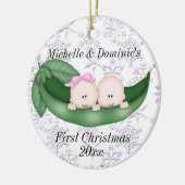 双生児の初めてのクリスマスのオーナメント セラミックオーナメント (左)