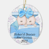 双生児の初めてのクリスマスのオーナメント セラミックオーナメント (左)