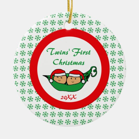 双生児の初めてのクリスマスポッドのオーナメントの2個のエンドウ豆 セラミックオーナメント (正面)