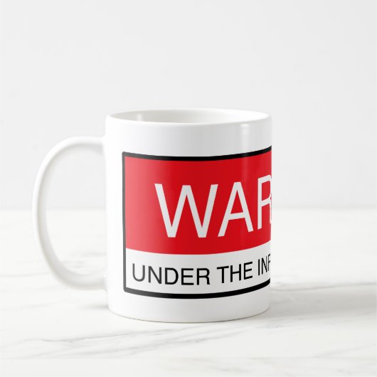 双生児の影響を受けて警告 コーヒーマグカップ (左)