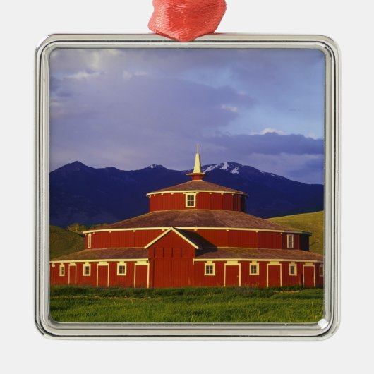 双生児の歴史的な円形の納屋はモンタナを繋ぎます メタルオーナメント (正面)