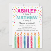 双生児の誕生日パーティーへの招待双生児デュアル 招待状 (正面)