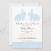 双生児の青いダマスク織のバニーのベビーシャワーの招待状 招待状 (正面)