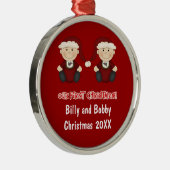 双生児:  カスタマイズ可能な私達の初めてのクリスマス メタルオーナメント (右)