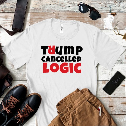 反トランプ学生抗議スローガン 赤と黒 Tシャツ