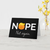 反トランプ - いいえ、もう一度は嫌だ ハロウィンエディション カード (黄色い花)