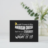 反ドナルド・トランプはアメリカンチーズの女性みたい シーズンポストカード (スタンド正面)