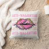反バレンタインのピンクの唇 クッション (ブランケット)