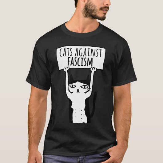 反ファシズムデモ猫 アンチファ ミーム Tシャツ (正面)