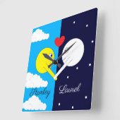 反対が引き付け:太陽と月が恋に スクエア壁時計 (傾斜)