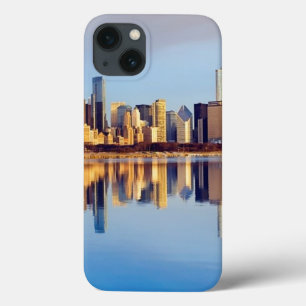 反射のシカゴのスカイラインの眺め iPhone 13ケース