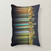 反射の夜のシアトルのスカイライン アクセントクッション (正面(垂直))