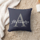 反射池深いブルーカラー無地のモノグラム クッション (ブランケット)