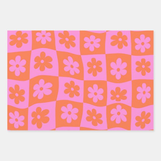 反市松模様にレトロピンクとオレンジ色の花 ラッピングペーパーシート (正面)