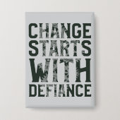 反抗から始まる変化 ボタン 缶バッジ (正面)