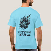 反抗は力 ライオンTシャツ - 苦闘から生まれて Tシャツ (裏面)