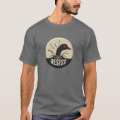 反逆のアホウドリ 頭からダイブ – RESIST バッジ Tシャツ (正面)