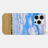 収穫された小麦畑 iPhoneケース (裏面横)