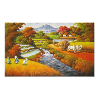 収穫時期：山のある田園風景 フォトプリント           