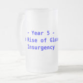 収穫者のTwo-Sixによって曇らされるマグ フロストグラスビールジョッキ (正面左)