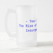 収穫者のTwo-Sixによって曇らされるマグ フロストグラスビールジョッキ (左)