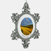 収穫2の後の小麦畑 スノーフレークピューターオーナメント (左)