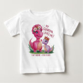 叔母が大好きなピンク素晴らしと紫のディノ ベビーTシャツ (正面)
