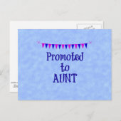 叔母に昇格、青い《写真》ぼけ味背景のバナー ポストカード (正面/裏面)