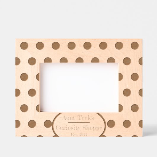 叔母テックの好奇心の買い物客写真フレーム（茶色） レーザー彫刻フレーム (正面)