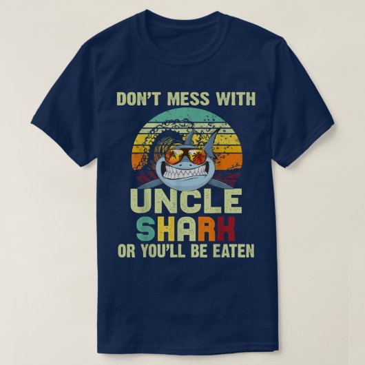 叔父のSharと混乱しないメンズギフトティー Tシャツ (デザイン正面)