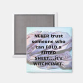 取り付けられたシートを折り畳むウィッチクラフト磁石 マグネット (正面/裏面)