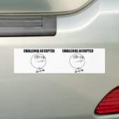 受け入れられる挑戦 バンパーステッカー (車上)