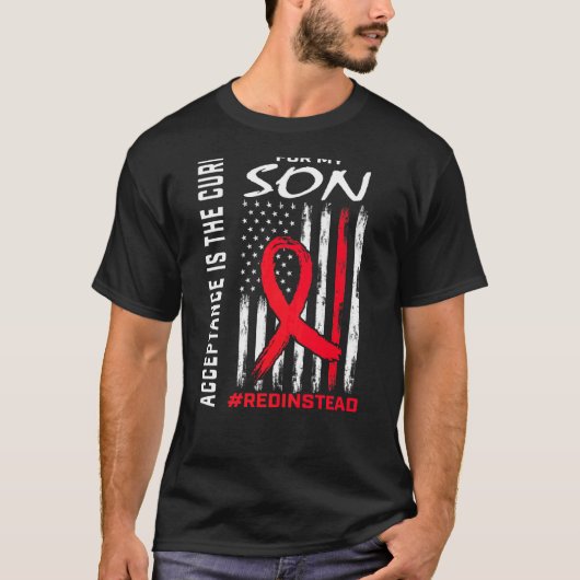受け入れRedinstead衣服レッド代わりに自閉症の息子 Tシャツ (正面)