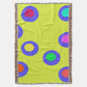 受け飛んでいる皿 スローブランケット (正面縦)