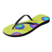 受け飛んでいる皿 ビーチサンダル (アングル)