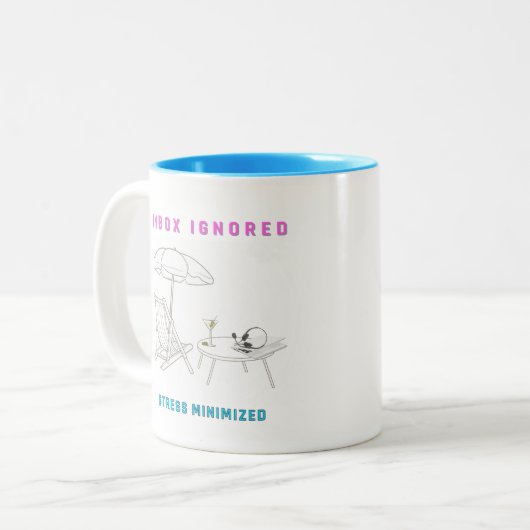 受信トレイを無視、ストレスを最小化 ツートーンマグカップ (正面左)