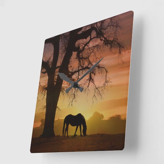 受賞歴のある馬のイメージクロック スクエア壁時計 (傾斜)