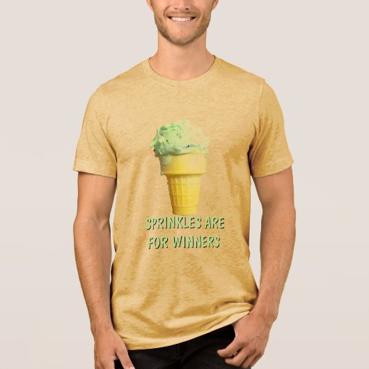 受賞者には振りかける物がある トライブレンドＴシャツ (正面)
