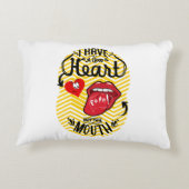 口が良い、ハートが良い アクセントクッション (裏面)