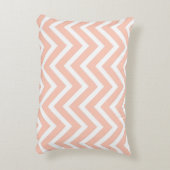 口ひげと唇ミセス・ピーチ・シェブロン結婚ズ アクセントクッション (裏面(縦))