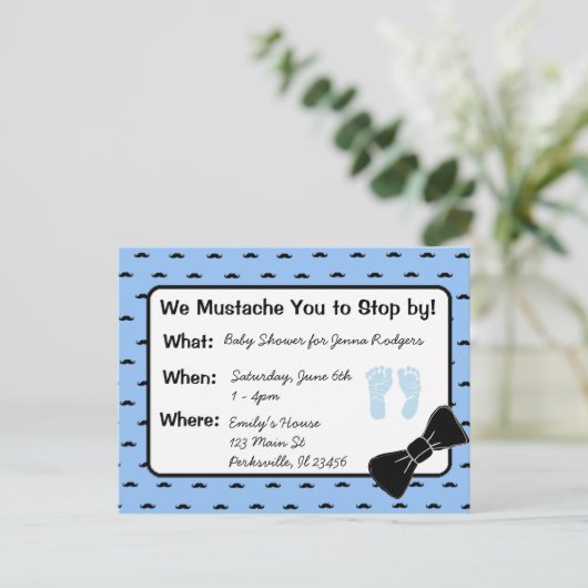 口ひげと蝶ネクタイ赤ちゃんシャワー招待状 インビテーションポストカード (スタンド正面)