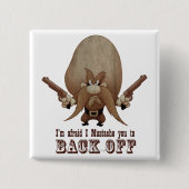 口ひげを口にして後ろへ下がる 缶バッジ (正面)