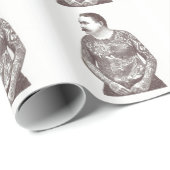 口ひげを持つ入れ墨されたビクトリアンな人 ラッピングペーパー (ロールコーナー)