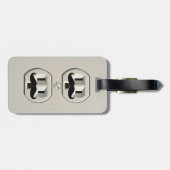 口ひげコンセント ラゲッジタグ (裏面横)